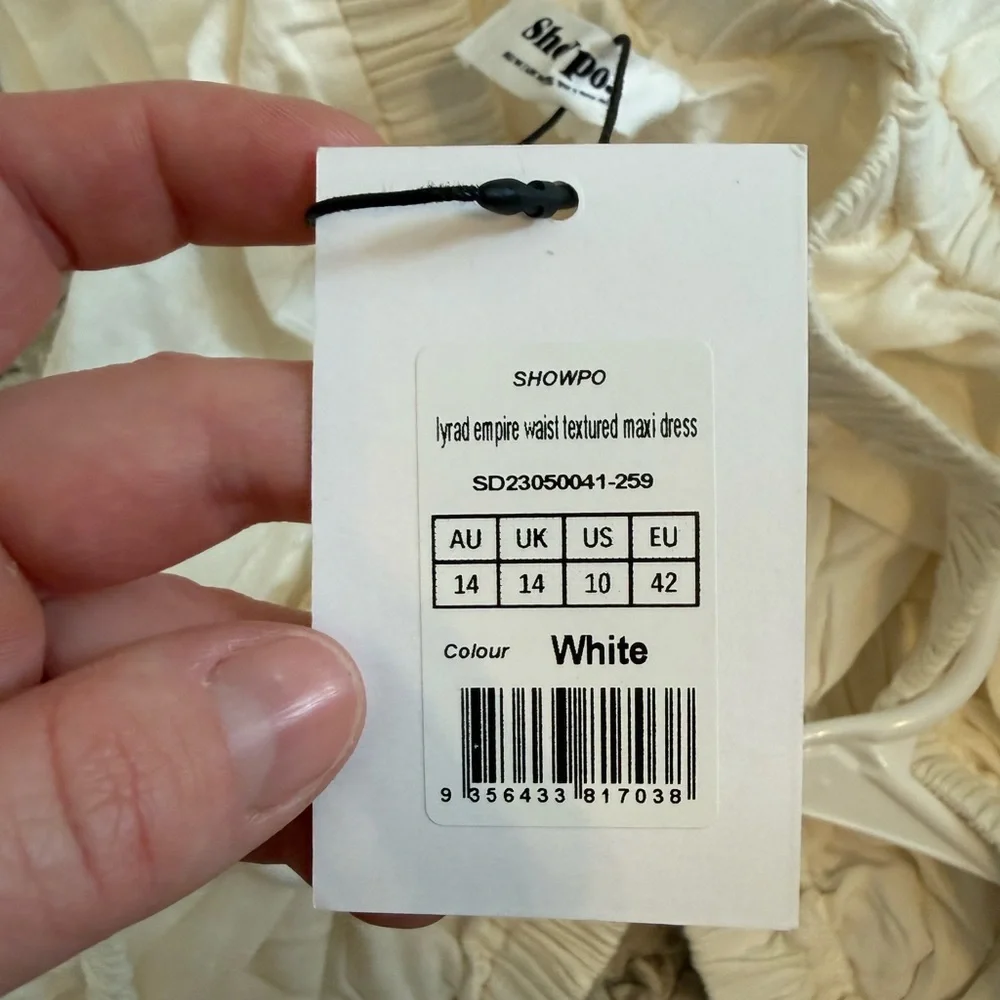 Showpo Lyrad Empire Waist Textured Maxi Dress White NWT US 10 Boho - Picture 10 of 12